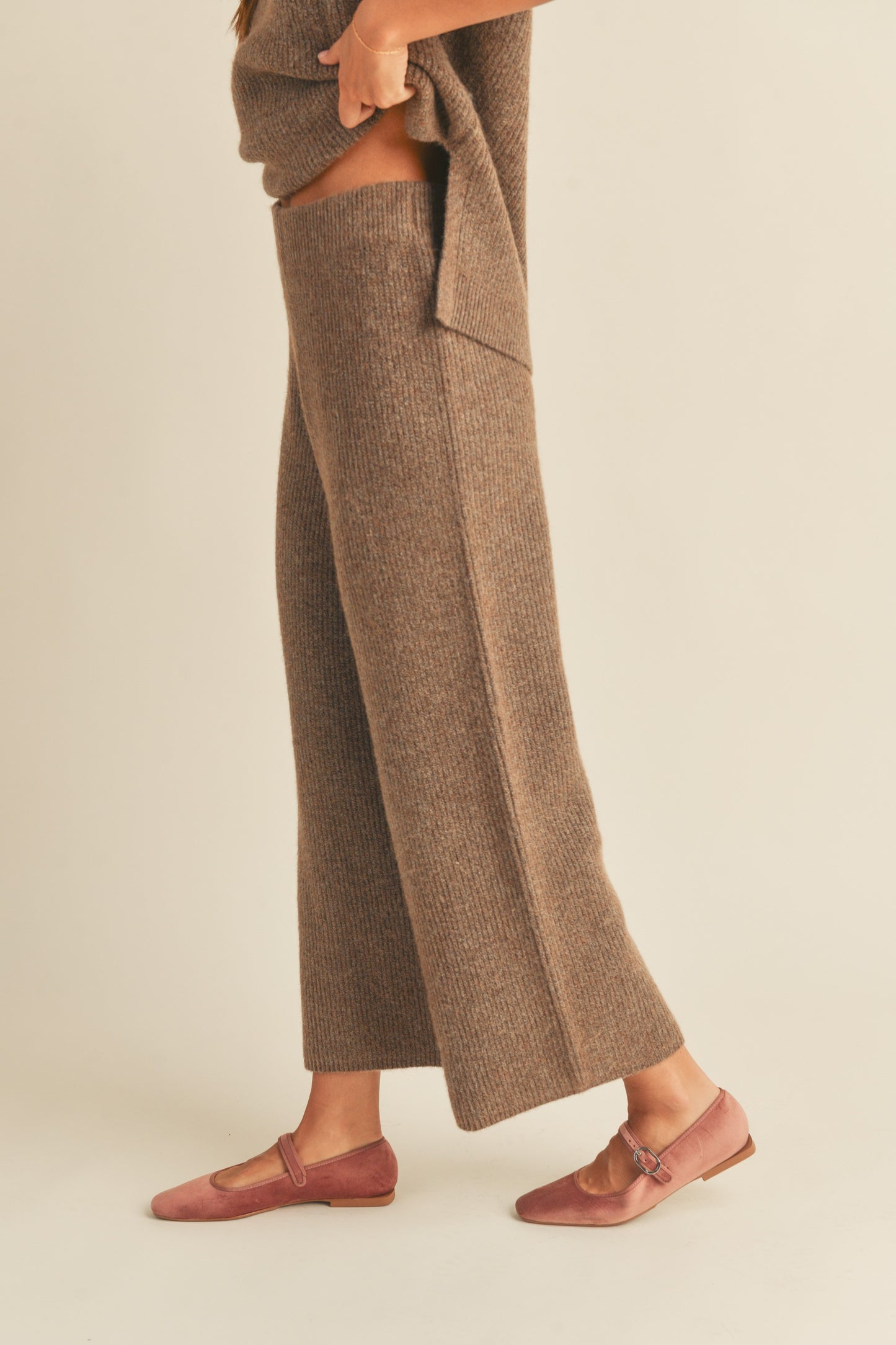 MOCHA SWEATER PANTS