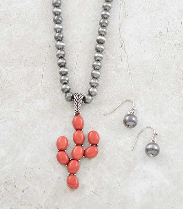 CORAL CACTUS NECKLACE