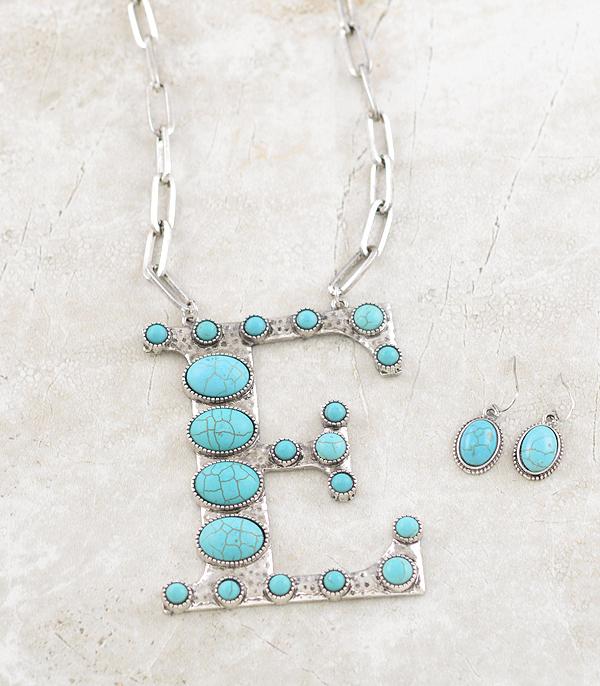 XTRA LARGE TURQUOISE INITIAL