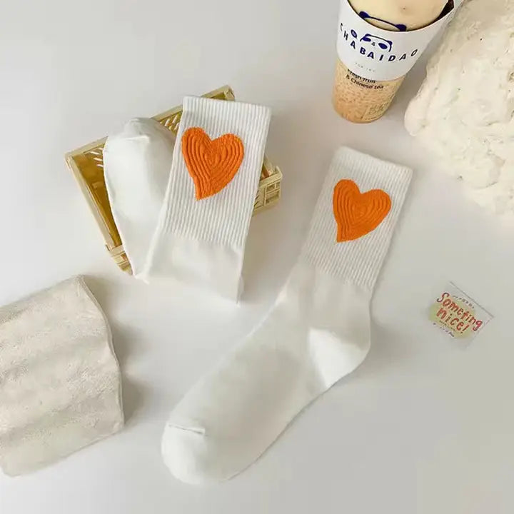 COMFY HEART SOCKS