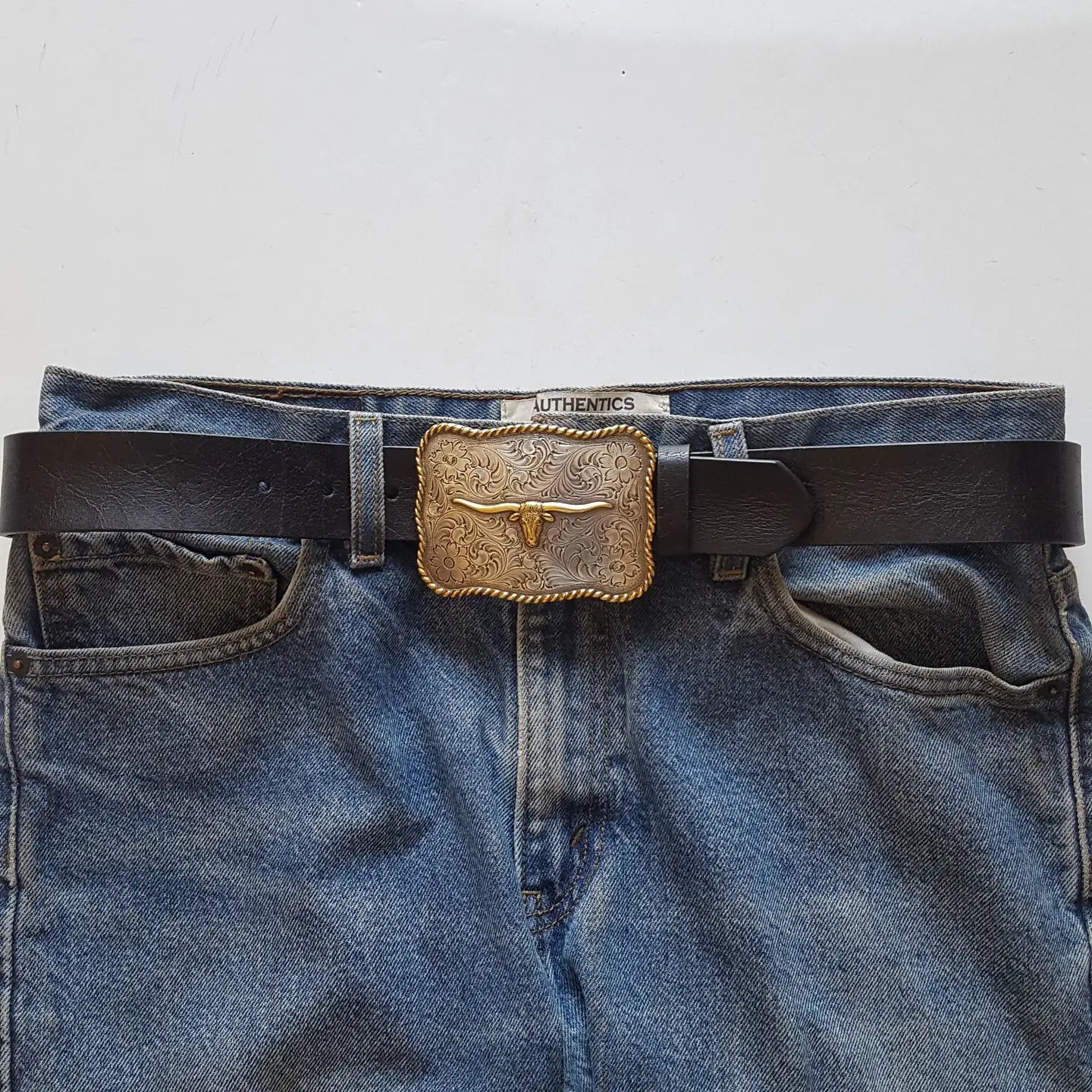 BLACK BELT WITH LONGHORN BUCKLE