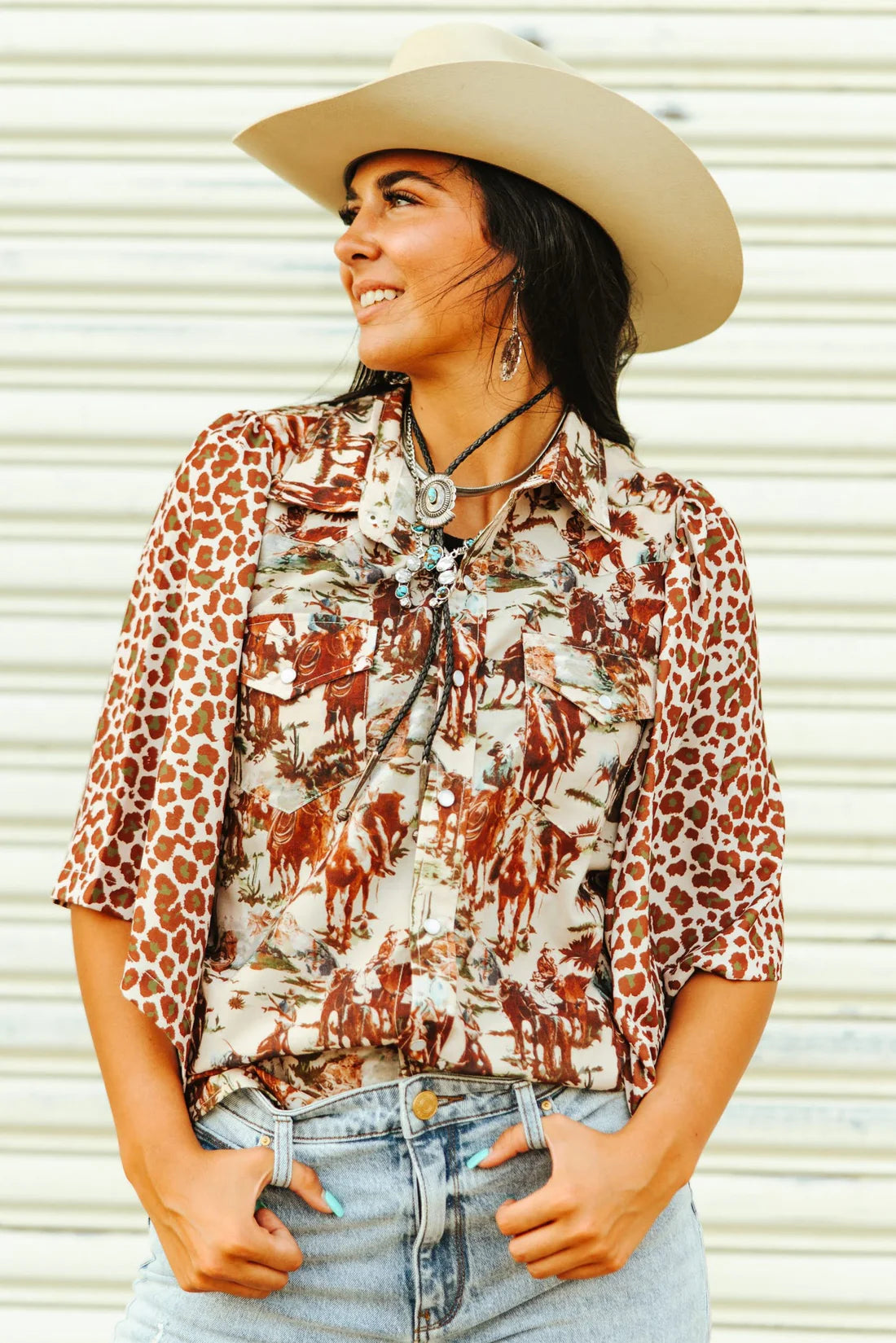 WESTERN PRINT TOP WITH PEARL SNAPS