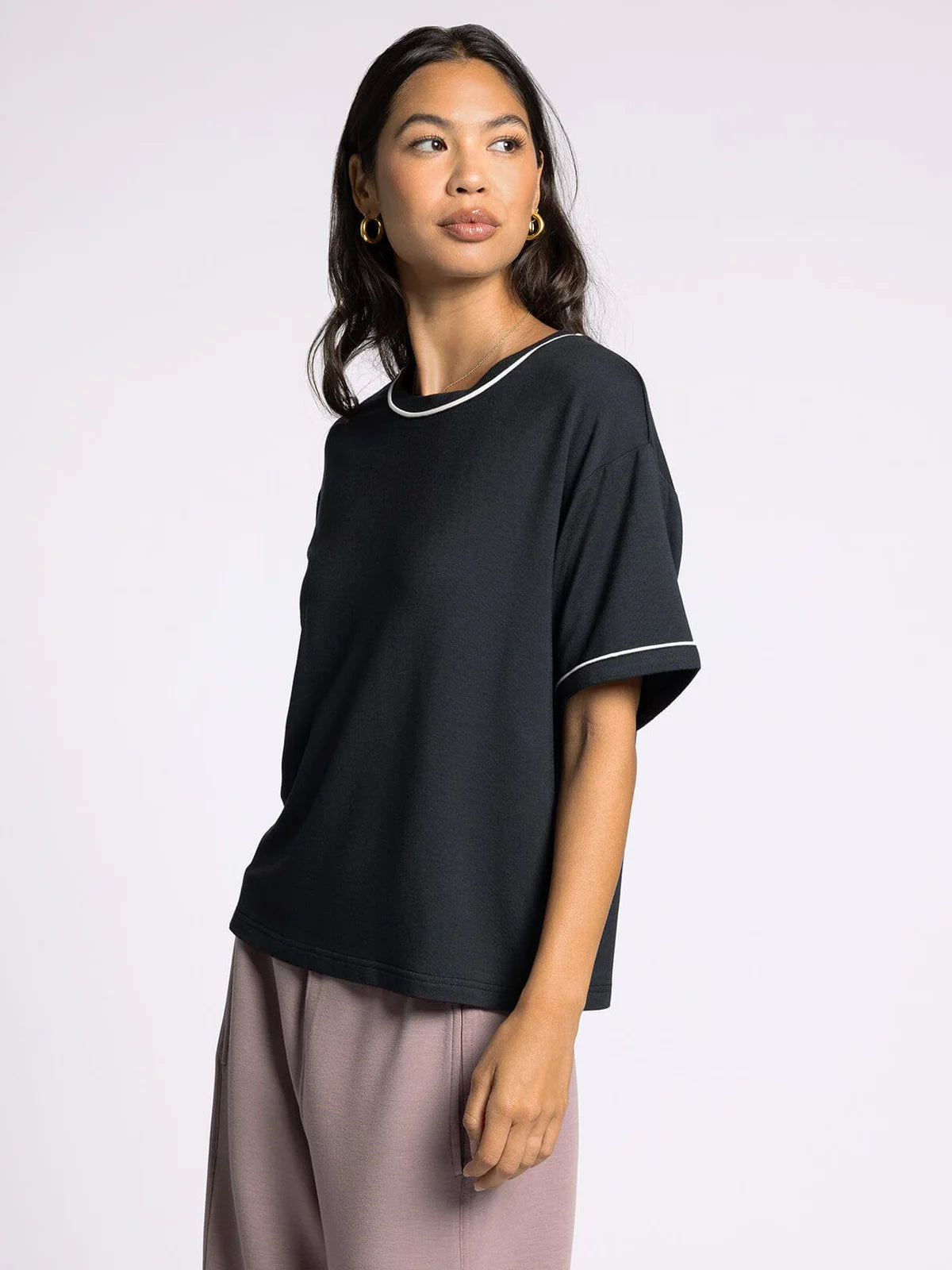ANNIE TEE