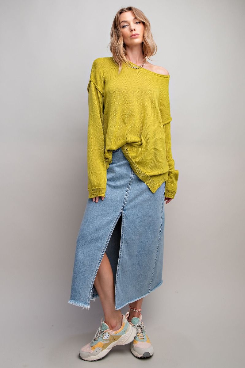 KNITTED LIGHTWEIGHT SWEATER IN GREEN TEA