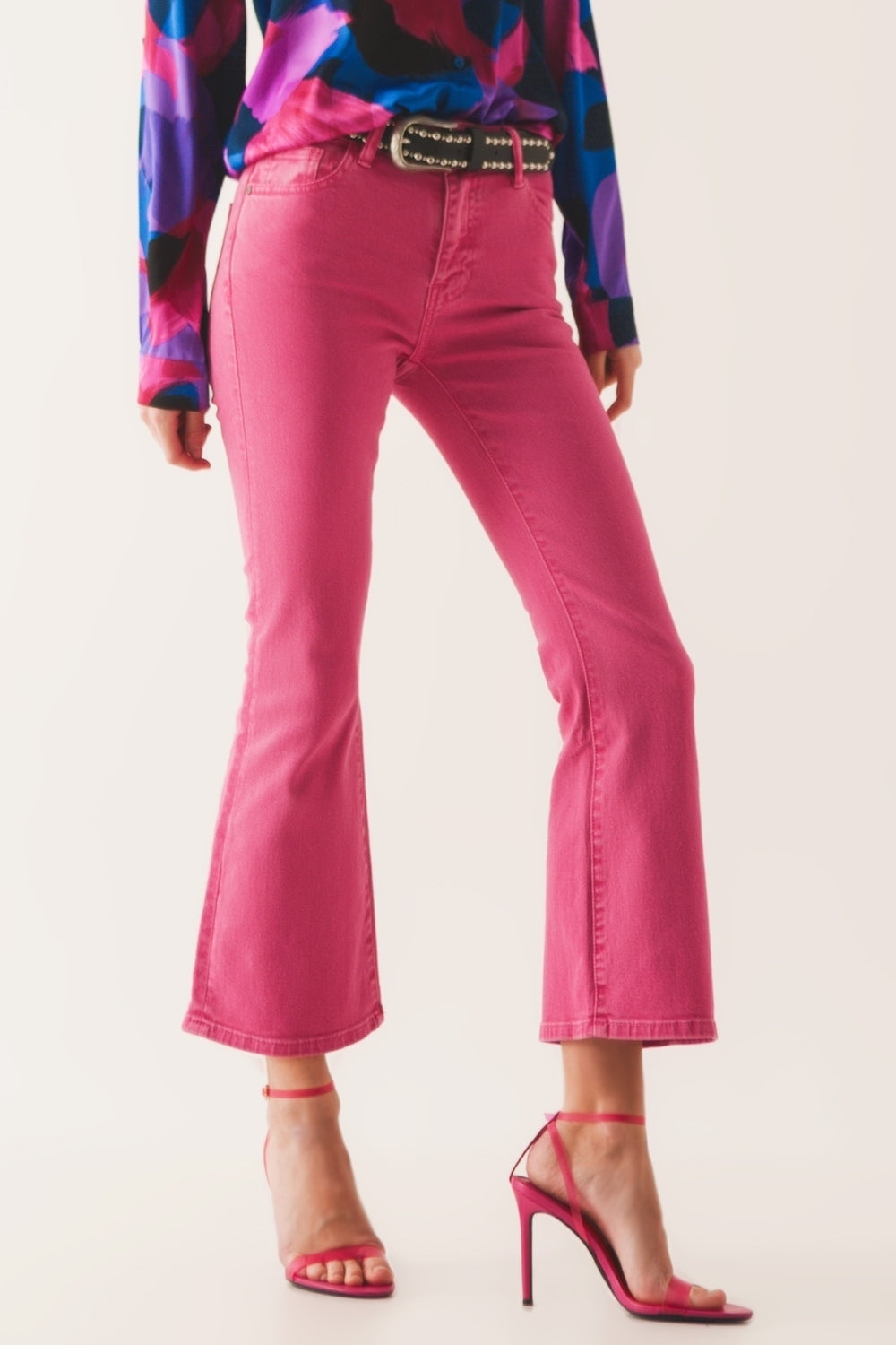 HIGH WAIST FLARE JEANS IN PINK