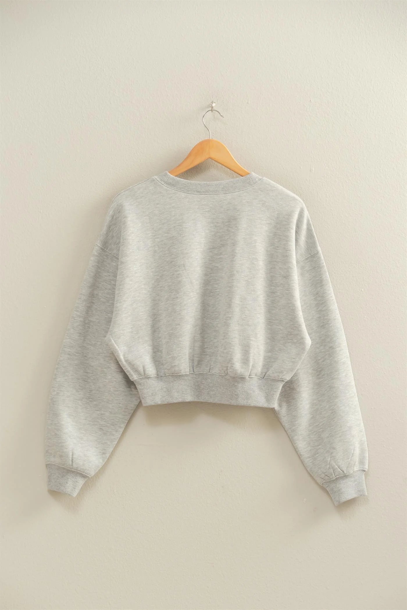 EVERYDAY SWEATSHIRT IN HEATHER GREY