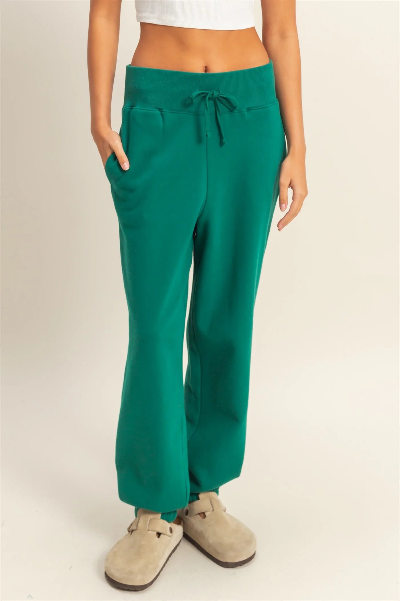 HIGH WAISTED JOGGER IN PINE GREEN