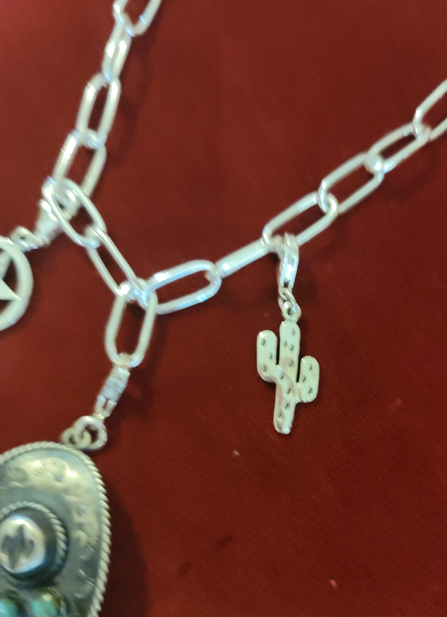 PAPERCLIP CHAIN WITH CHARMS