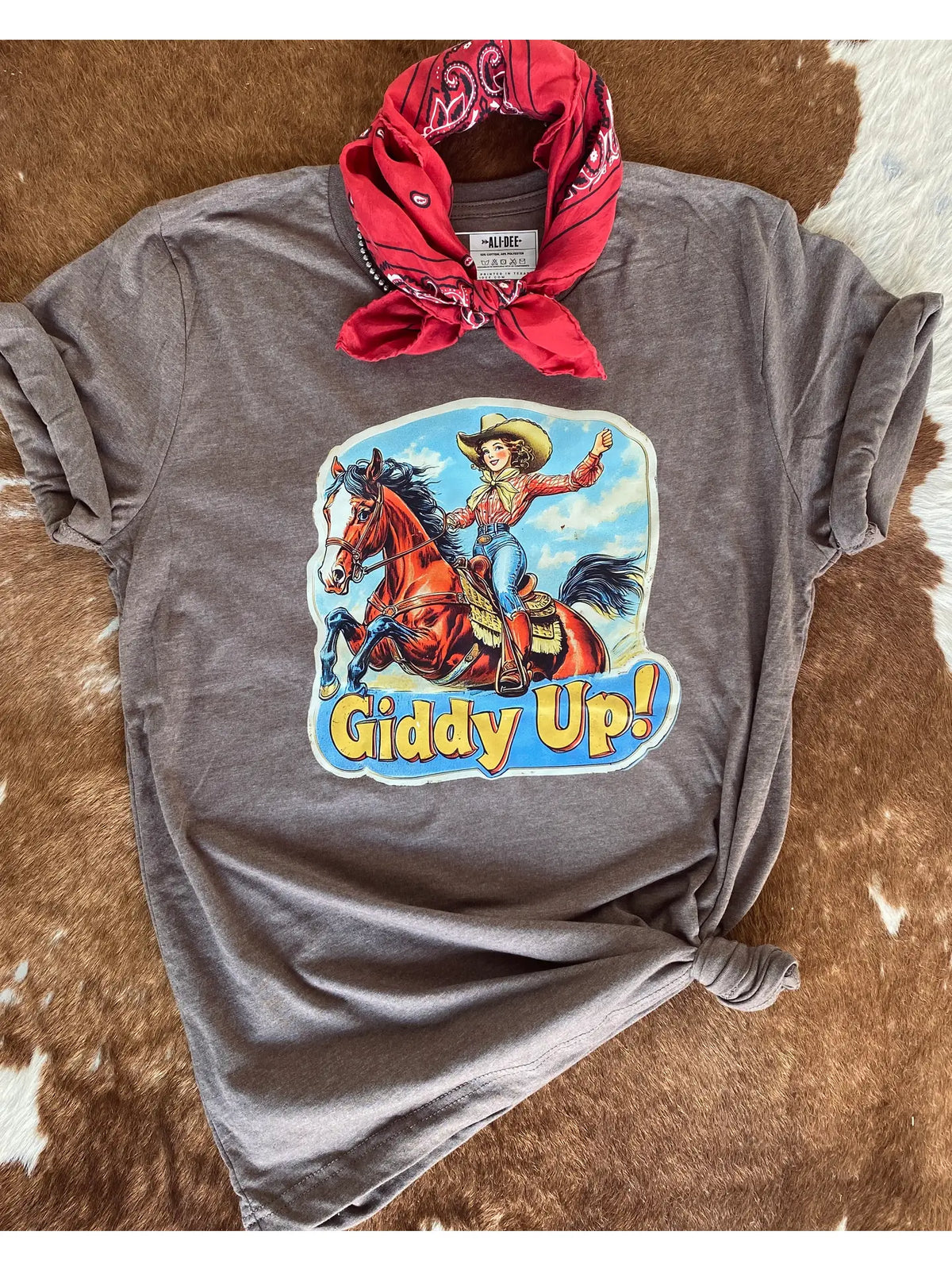 RETRO GIDDY UP TEE