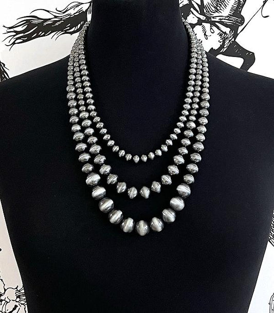 NAVAJO PEARL LAYERED NECKLACE