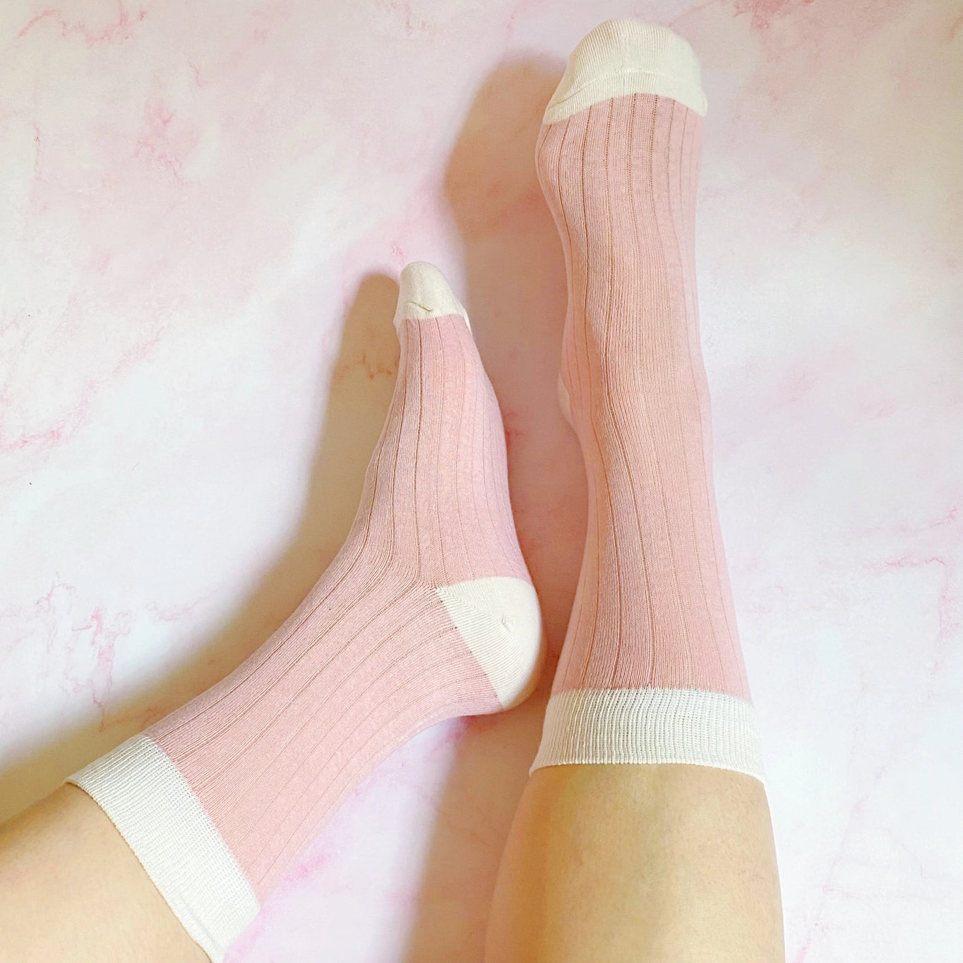 SILKY JACQUARD SOCKS - 2 COLORS