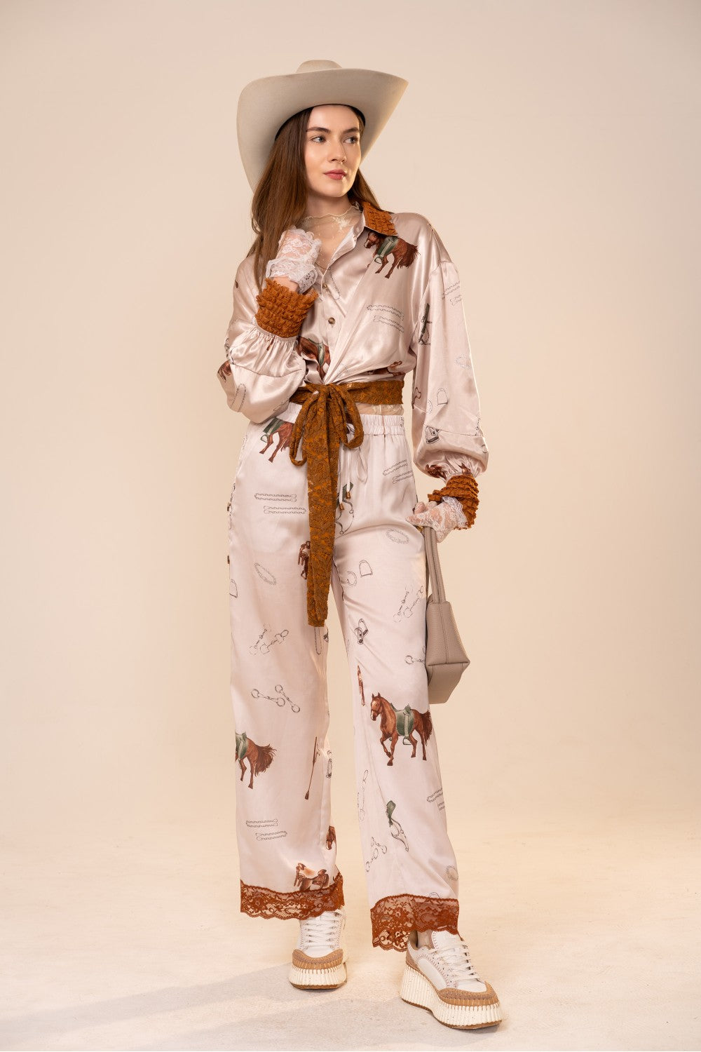 STRETCH SATIN WESTERN PRINT PANTS