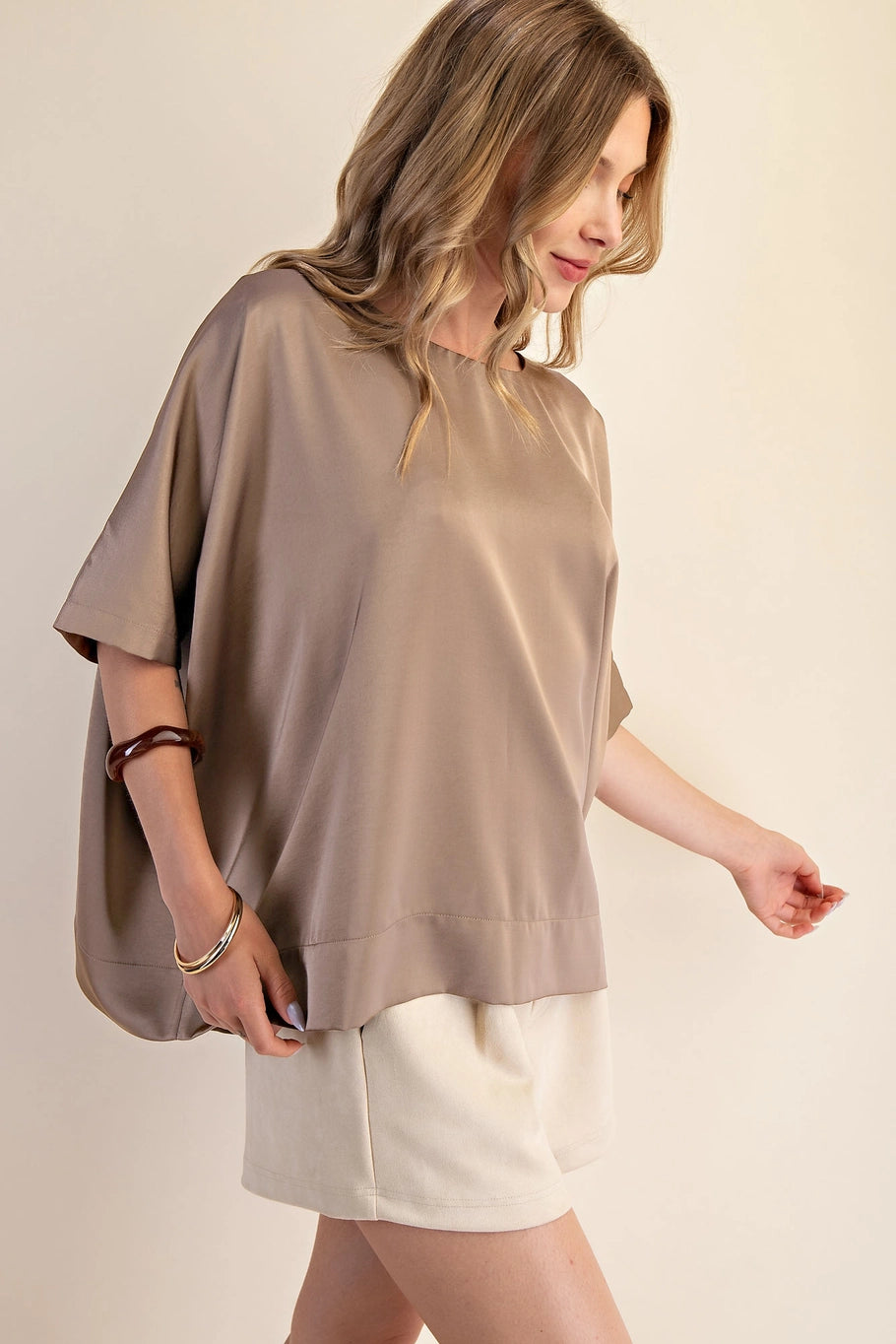 TAUPE FLOWY TOP