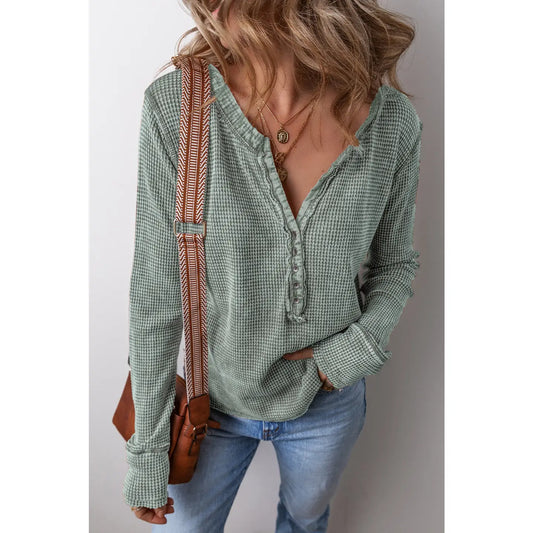 LONG SLEEVE HENLEY IN SMOKED GREEN