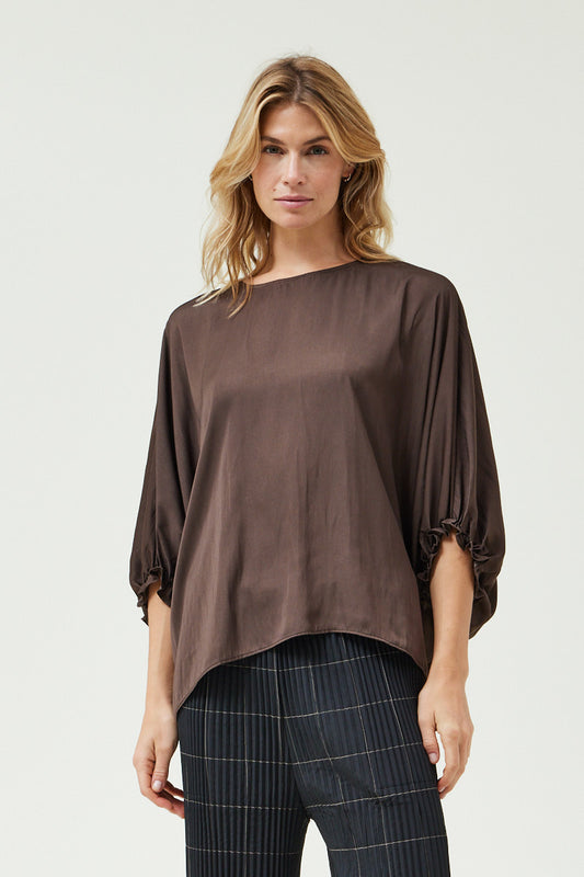 DARK ROAST LOOSE SLEEVE BLOUSE