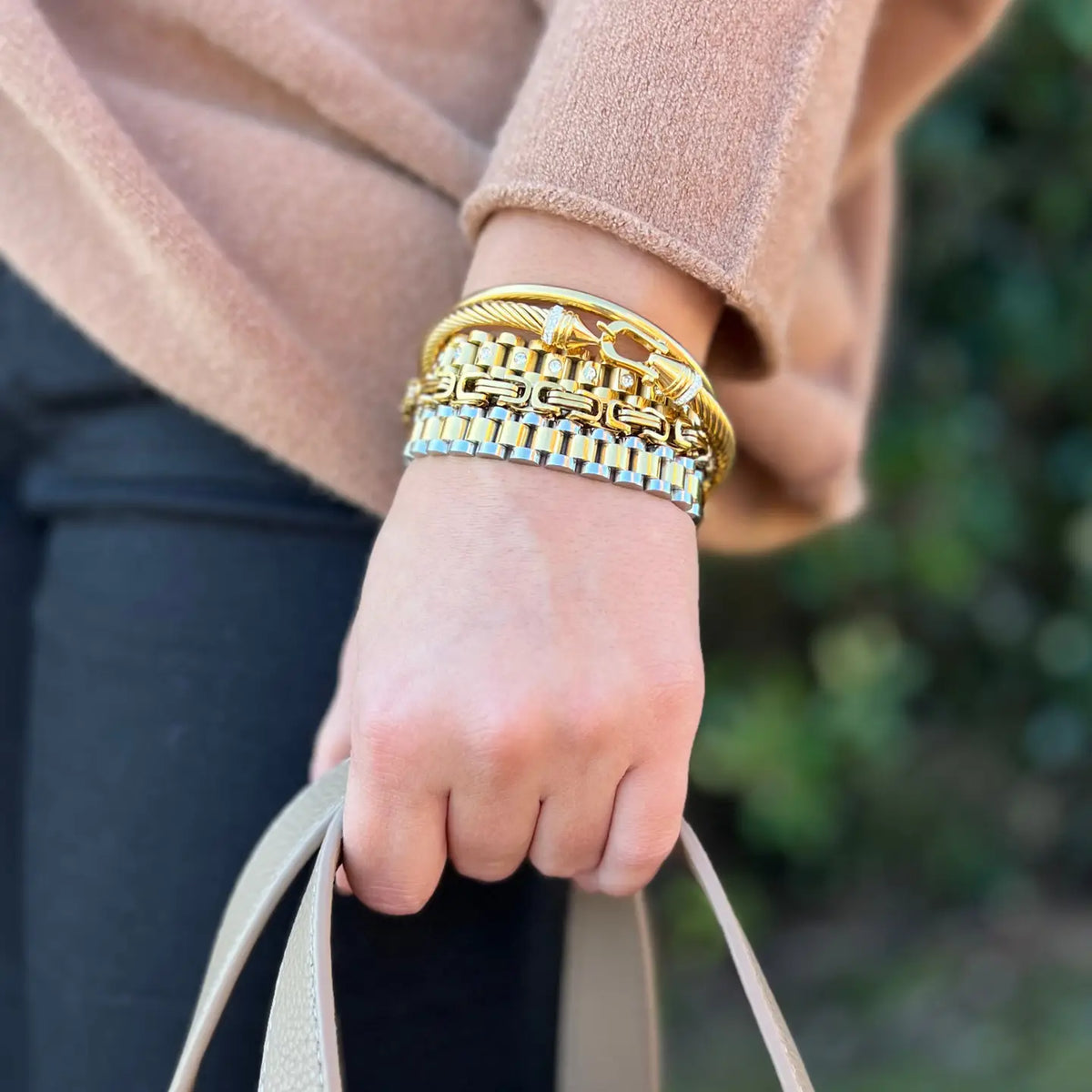 GOLD WATCH BAND BRACELET WITH CUBIC ZIRCONIA