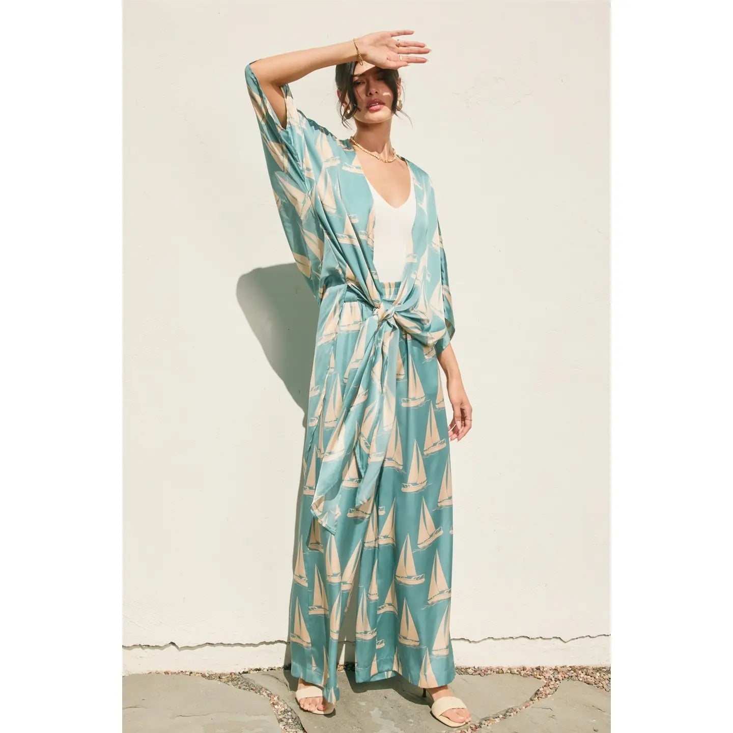 BLUE WAVES COASTAL HIGH SLIT KIMONO