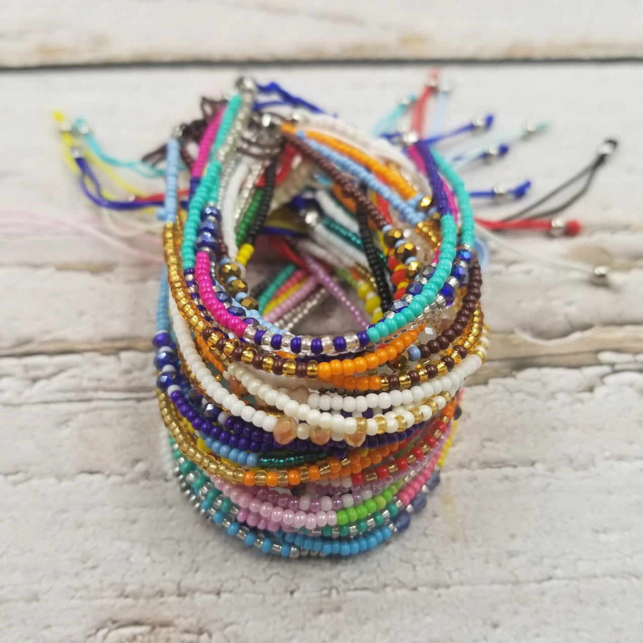 LAYERED SEED BEAD BRACELET