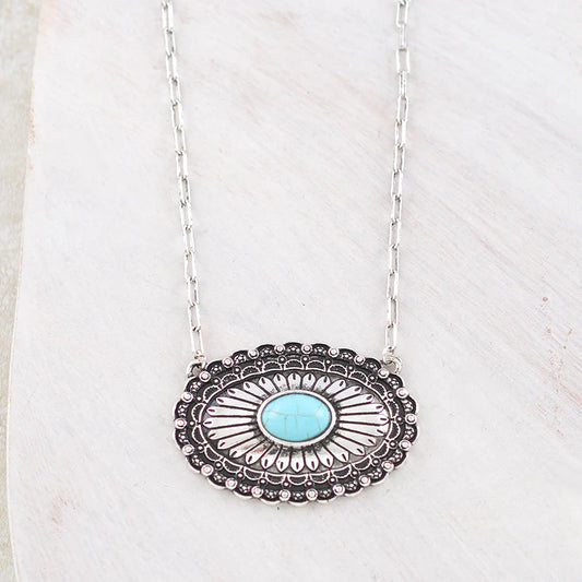 TURQUOISE OVAL CONCHO PENDANT NECKLACE
