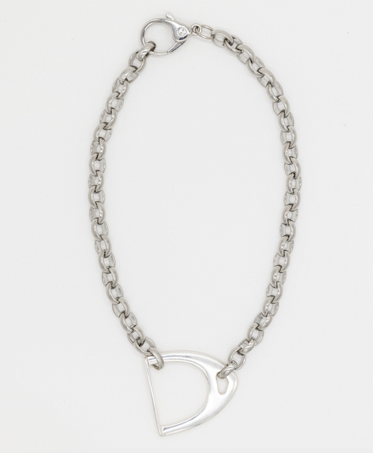 SILVER STIRRUP NECKLACE