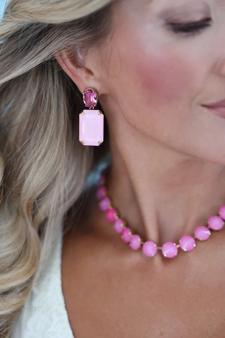 OAKLAND NECKLACE IN ULTRA FUCHSIA BY TOVA