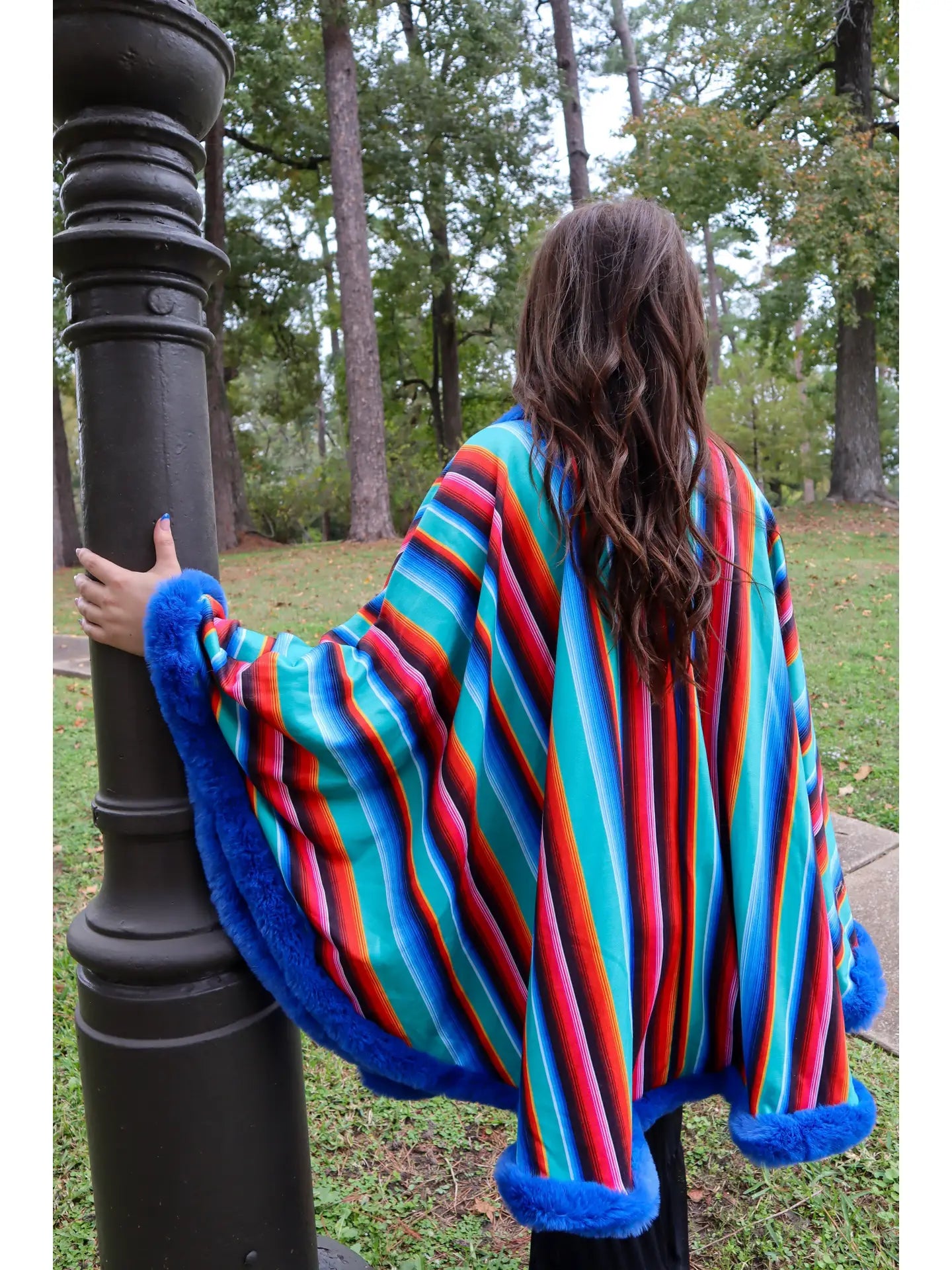 FUR TRIM PONCHO IN SERAPE