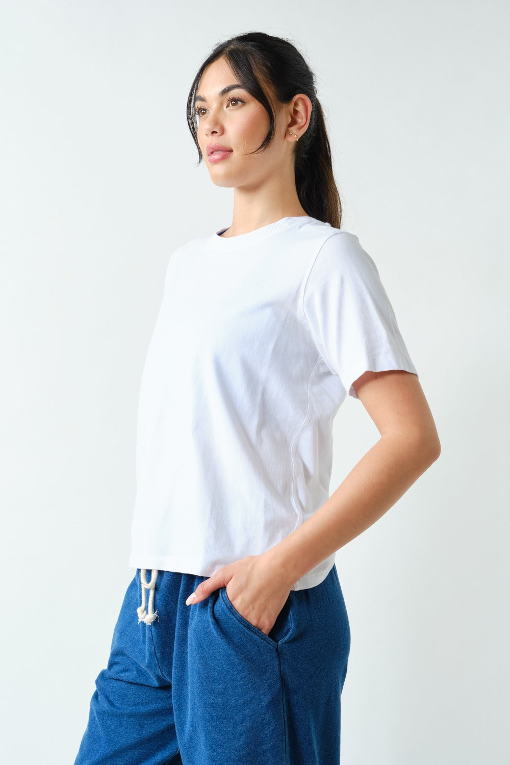 WHITE CLASSIC BOXY FIT TEE