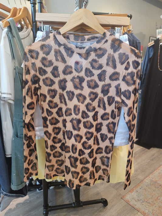 LEOPARD MESH LONG SLEEVE TOP