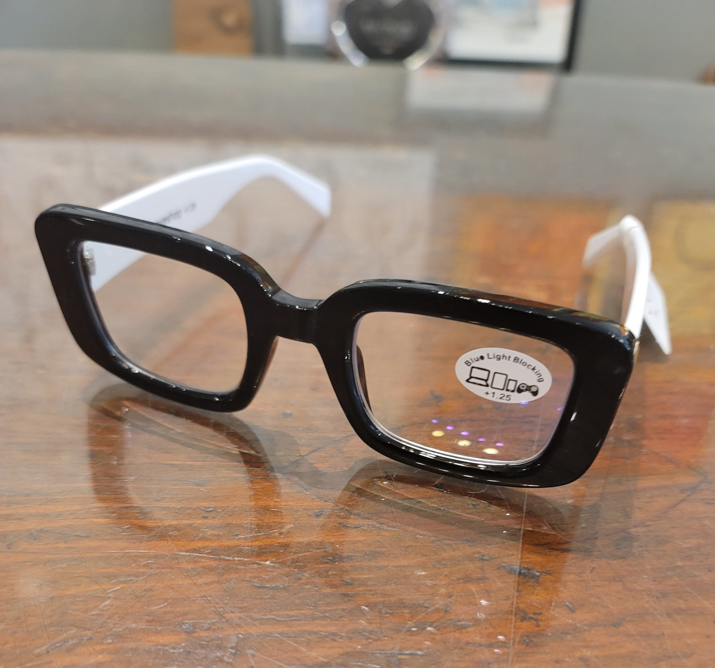 NEW READERS MULTIPLE STYES