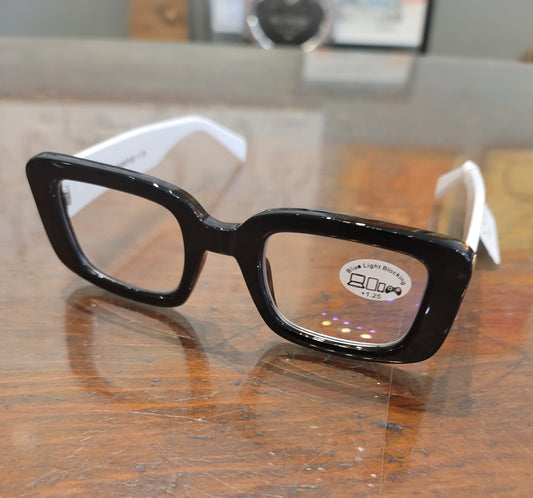 NEW READERS MULTIPLE STYES
