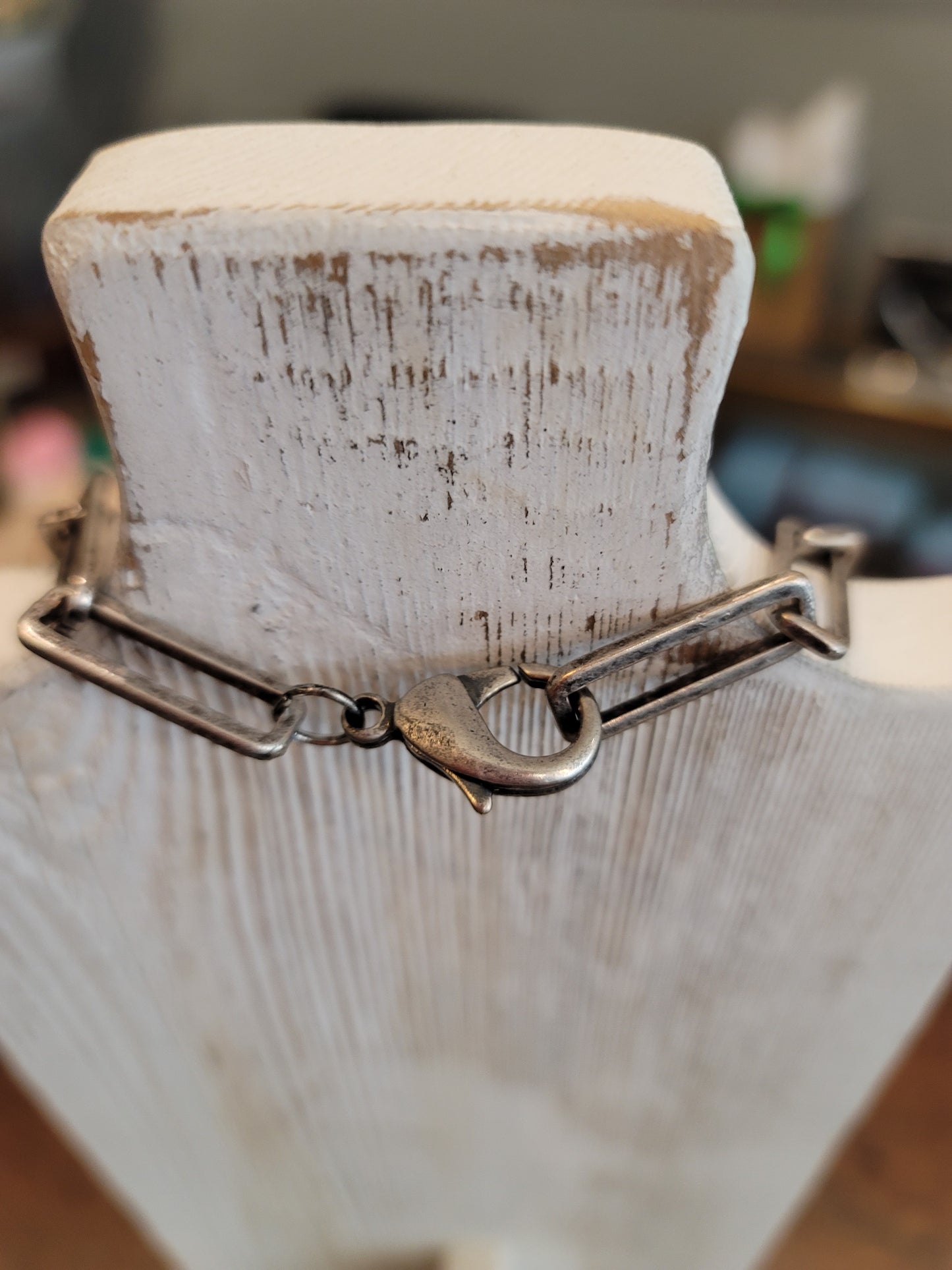 TWISTED SNAFFLE BIT NECKLACE