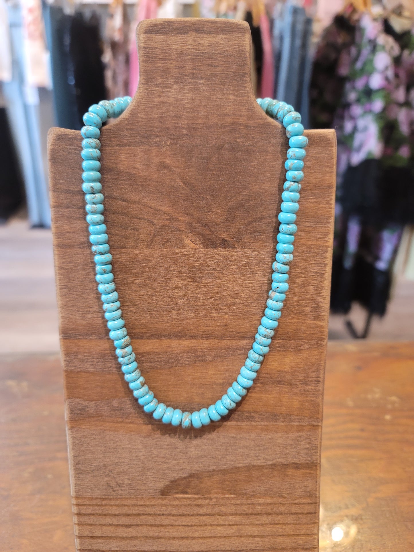 TURQUOISE ROUND BEAD NECKLACE