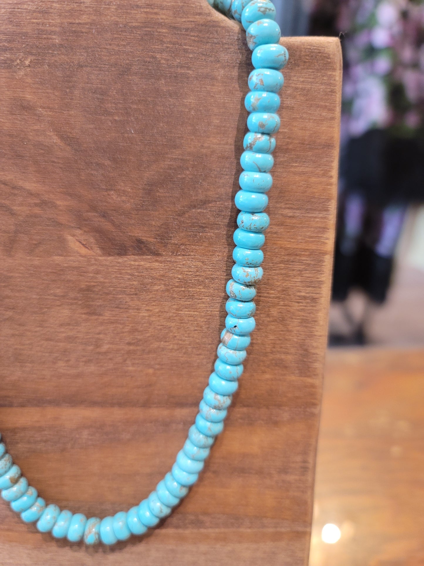 TURQUOISE ROUND BEAD NECKLACE